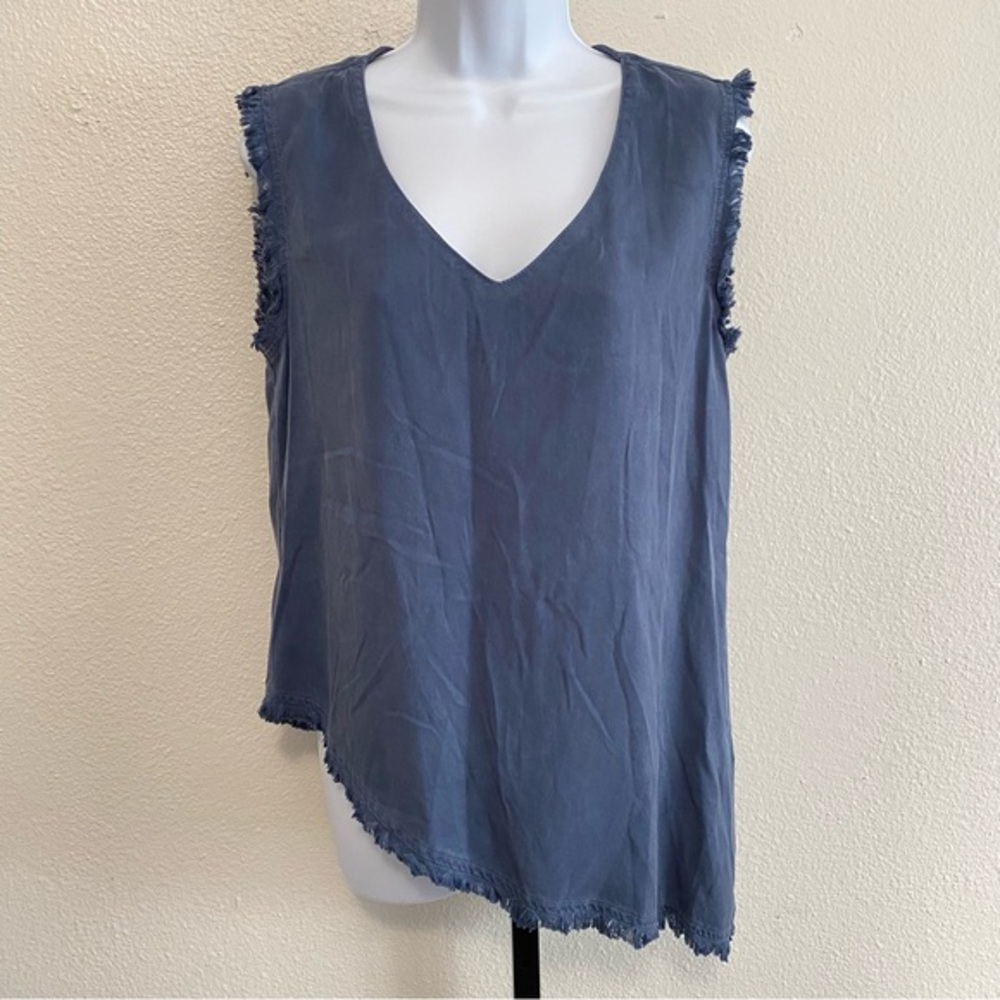 Women's Asymmetrical Fringe Trim Top XS‎ Boho European Summer Indie Lightweight